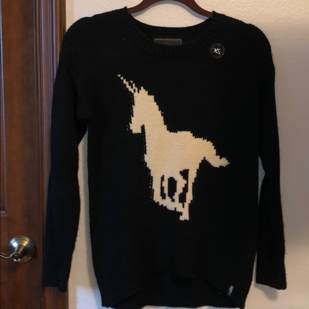 Tilly’s sweater